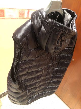 Chaleco Bershka Negro Talla XL