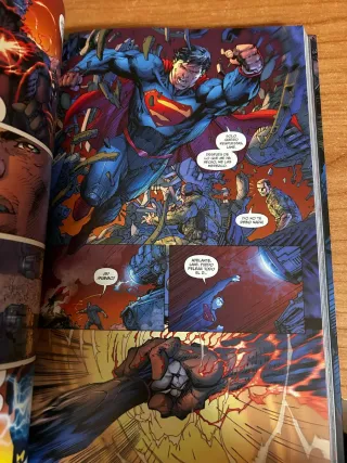 Comic Superman El Hombre de Acero desencadenado.