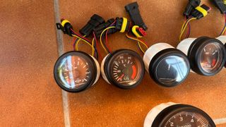 Relojeria/electrónica Volvo Penta (chollo)