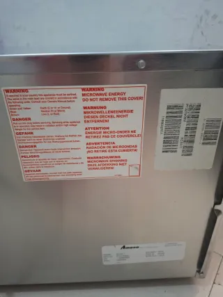 Microondas Amana Commercial