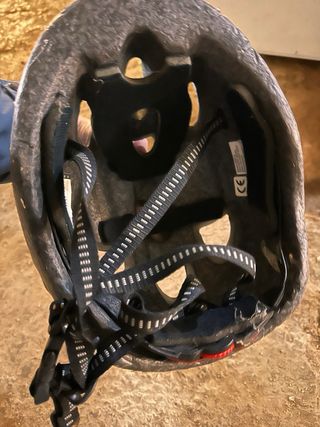 Casco bici infantil azul con dibujos