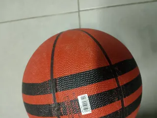 Balón de baloncesto Adidas