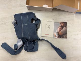 BabyBjörn Baby Carrier Mini Dove Blue PVP 100€