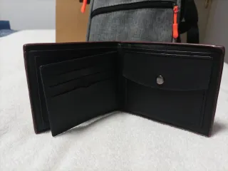 Regalo para hombre con bolso, cartera y bolígrafo.
