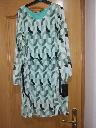 Vestido verde y multicolor talla M
