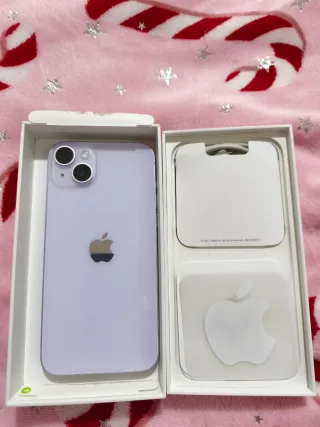 iPhone 14 Plus viola