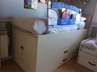 Cama alta con armario, cajones, arcón, colchón
