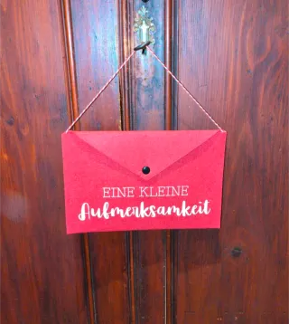 Busta rossa per regalo