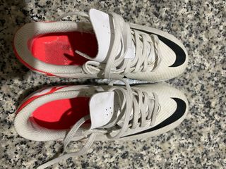 Botas de fútbol NIKE 33