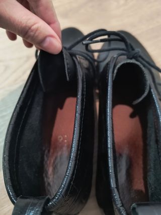 Botines de piel con cordones