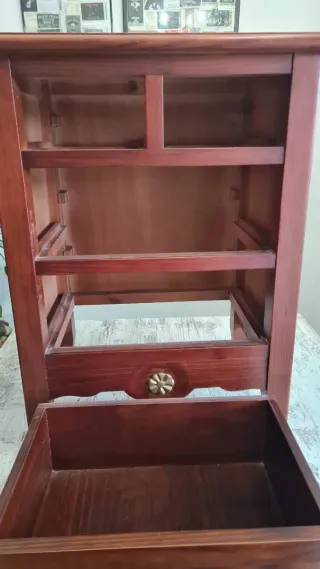 Cajonera de madera barnizada vintage