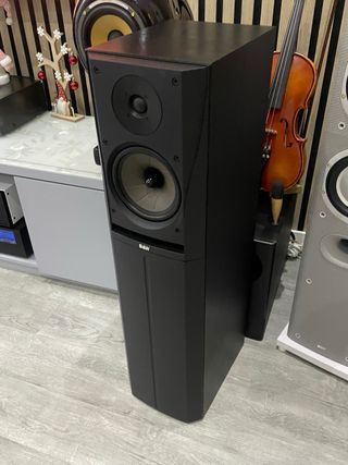 Altavoces Bowers & Wilkins DM 605