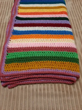 Manta de lana multicolor tejida a mano