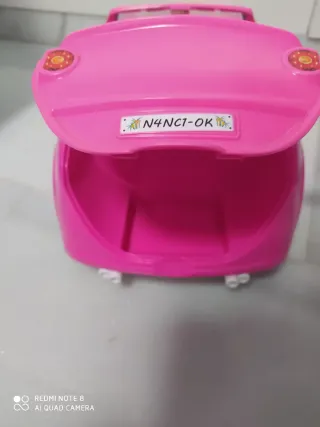 Nancy un día en california.Coche Nancy con Muñeca