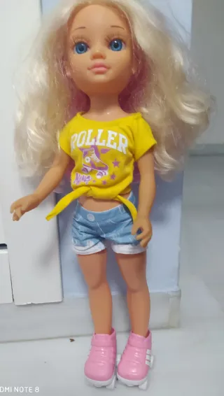 Nancy un día en california.Coche Nancy con Muñeca