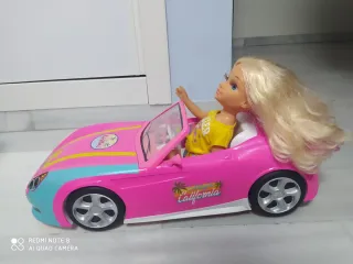 Nancy un día en california.Coche Nancy con Muñeca