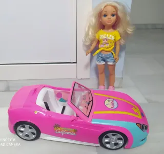 Nancy un día en california.Coche Nancy con Muñeca