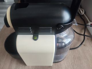 Nespresso Essenza EN97.W Macchina Caffè