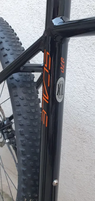 Bicicleta scott scale 970