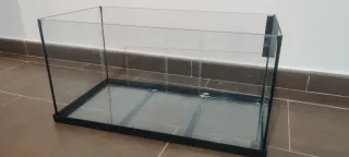 Urna Acuario/Terrario 60L Negro/Transparente