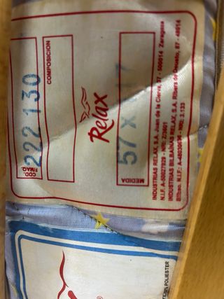 Cuna de madera para bebé