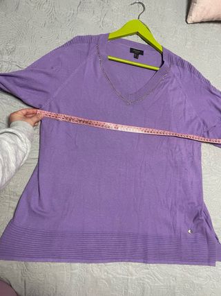 Jersey fino lila con pedrería