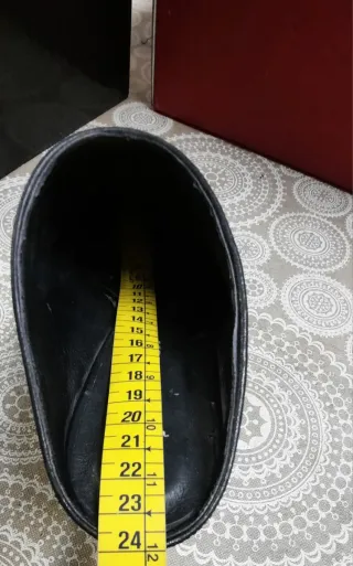 Zuecos camperos negros