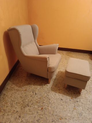 Sofás STRANDMON IKEA + reposapiés
