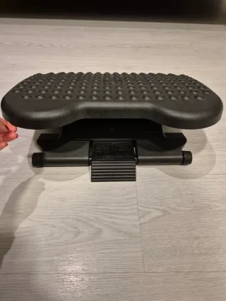 Reposapiés ajustable 3 alturas