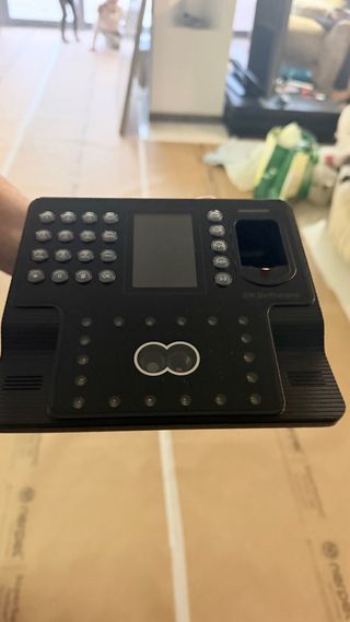 Control de Acceso Huella Dactilar ZKSoftware