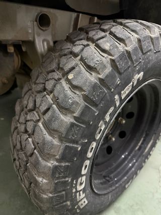 5 Ruedas BF Goodrich Mud Terrain T/A.
