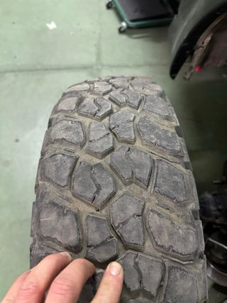 5 Ruedas BF Goodrich Mud Terrain T/A.