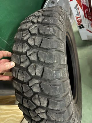 5 Ruedas BF Goodrich Mud Terrain T/A.