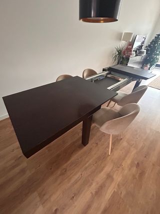 Mesa de comedor de madera oscura, wenge,