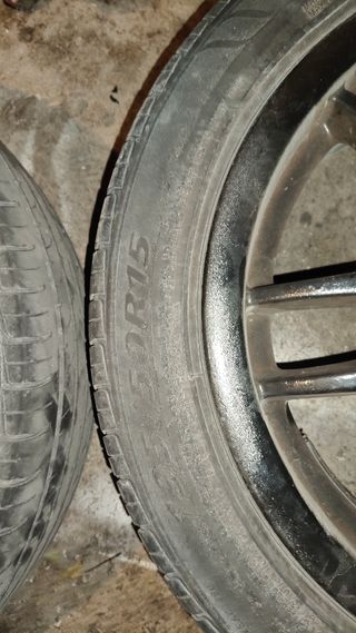 Llantas 15 4x100 con neumáticos 80%