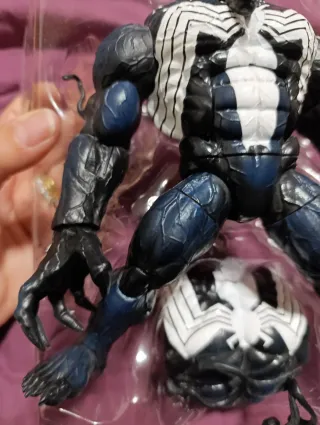 Figura Venom Marvel Legends