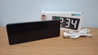 2 Despertadores LED GH 0712L