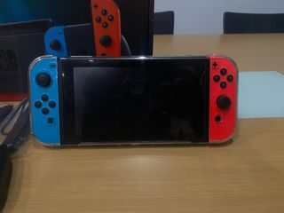 Nintendo Switch Rojo y Azul