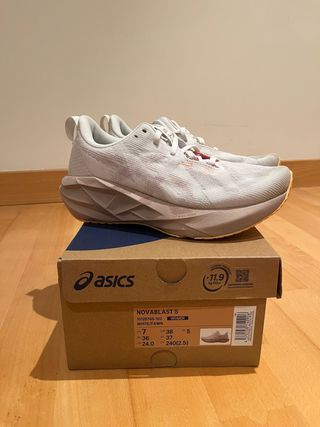 Zapatillas Asics Novablast 5 Mujer Talla 38