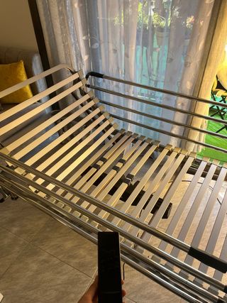 Letto elettrico in metallo