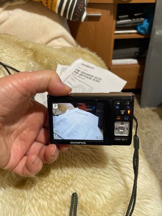 Cámara Digital Olympus X-930 Roja