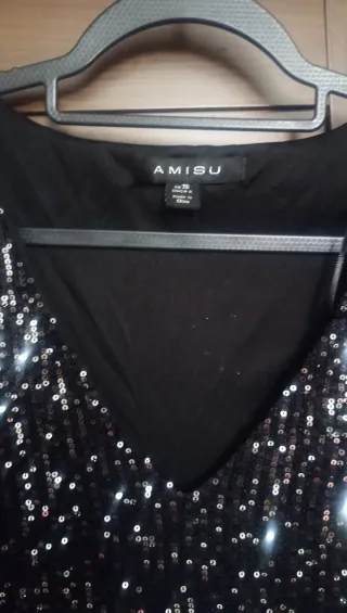 Vestido lentejuelas negro con destellos plateados