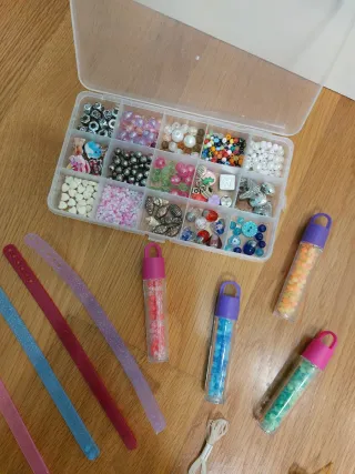 Set completo pulseras y abalorios