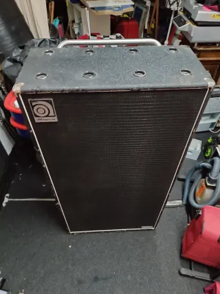 Pantalla Bajo Ampeg SVT 8x10 800W Classic