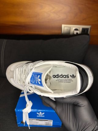 Adidas Samba Blancas y Negras