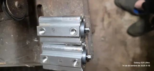 2 Cilindros Compactos Metal Work 40mm