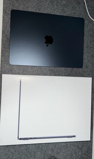 MacBook Air M3 16GB RAM 512GB SSD Gris Espacial