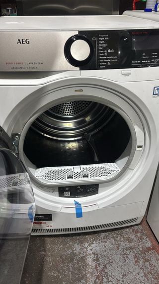 Secadora AEG 9kg Bomba Calor A+++