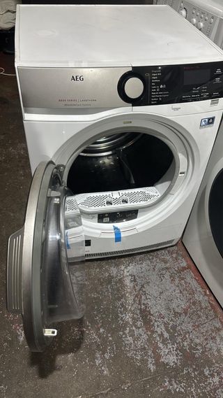 Secadora AEG 9kg Bomba Calor A+++