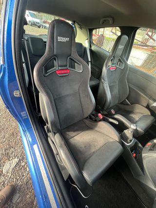 Renault Clio Sport 197